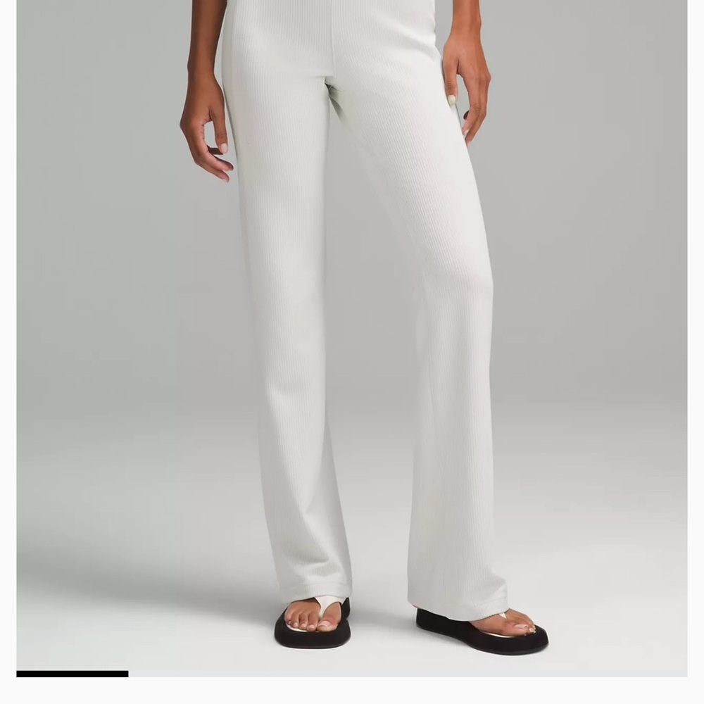 Lululemon Athletica Cream Straight Leg Pants
